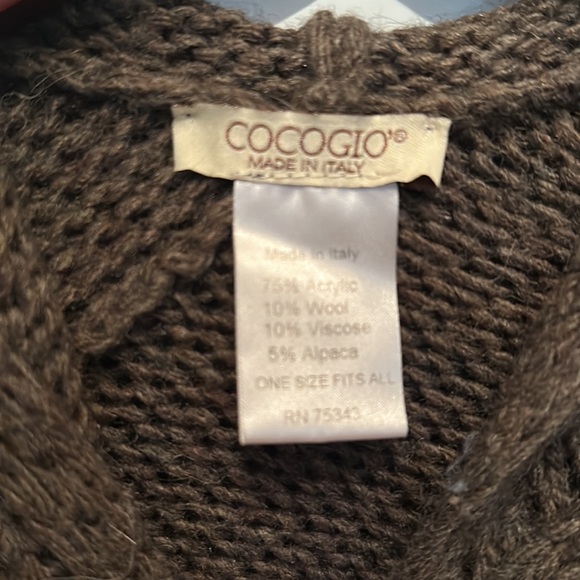 Cocogio women’s chocolate brown hoodie poncho - made in Italy - Picture 3 of 9